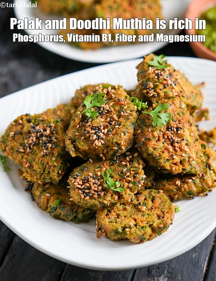 स्टेप 34 – <strong>पालक और दूधी मुठिया<strong>&nbsp;</strong>में</strong><strong>&nbsp;</strong><strong>यह</strong><strong>&nbsp;</strong><strong>अधिक</strong><strong>&nbsp;</strong><strong>होता</strong><strong>&nbsp;</strong><strong>है।&nbsp;</strong> <strong>मैक्रोन्यूट्रिएंट्स</strong><strong>,&nbsp;</strong><strong>विटामिन</strong><strong>&nbsp;</strong><strong>और</strong><strong>&nbsp;</strong><strong>खनिज</strong><strong>&nbsp;</strong><strong>अवरोही</strong><strong>&nbsp;</strong><strong>क्रम</strong><strong>&nbsp;</strong><strong>में</strong><strong>&nbsp;</strong><strong>दिए</strong><strong>&nbsp;</strong><strong>गए</strong><strong>&nbsp;</strong><strong>हैं</strong><strong>&nbsp;(</strong><strong>उच्चतम</strong><strong>&nbsp;</strong><strong>से</strong><strong>&nbsp;</strong><strong>निम्नतम</strong><strong>)</strong><strong>।</strong> <ol> <li><strong><a href=""https://www.tarladalal.com/recipes-for-phosphorus-rich-foods-in-hindi-language-1156"" target=""_blank"">फॉस्फोरस</a>&nbsp; (Phosphorus)&nbsp;</strong>: …