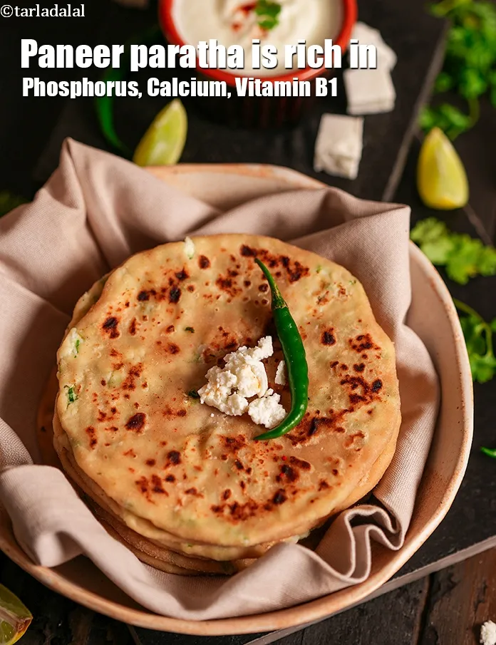 स्टेप 35 – <strong>पनीर पराठा<strong>&nbsp;</strong>में</strong><strong>&nbsp;</strong><strong>यह</strong><strong>&nbsp;</strong><strong>अधिक</strong><strong>&nbsp;</strong><strong>होता</strong><strong>&nbsp;</strong><strong>है।</strong><strong>&nbsp;</strong><strong>मैक्रोन्यूट्रिएंट्स</strong><strong>,&nbsp;</strong><strong>विटामिन</strong><strong>&nbsp;</strong><strong>और</strong><strong>&nbsp;</strong><strong>खनिज</strong><strong>&nbsp;</strong><strong>अवरोही</strong><strong>&nbsp;</strong><strong>क्रम</strong><strong>&nbsp;</strong><strong>में</strong><strong>&nbsp;</strong><strong>दिए</strong><strong>&nbsp;</strong><strong>गए</strong><strong>&nbsp;</strong><strong>हैं</strong><strong>&nbsp;(</strong><strong>उच्चतम</strong><strong>&nbsp;</strong><strong>से</strong><strong>&nbsp;</strong><strong>निम्नतम</strong><strong>)</strong><strong>।</strong> <ol> <li><strong><a href=""https://www.tarladalal.com/recipes-for-phosphorus-rich-foods-in-hindi-language-1156"" target=""_blank"">फॉस्फोरस</a>&nbsp; (Phosphorus)&nbsp;</strong>: फॉस्फोरस कैल्शियम के …