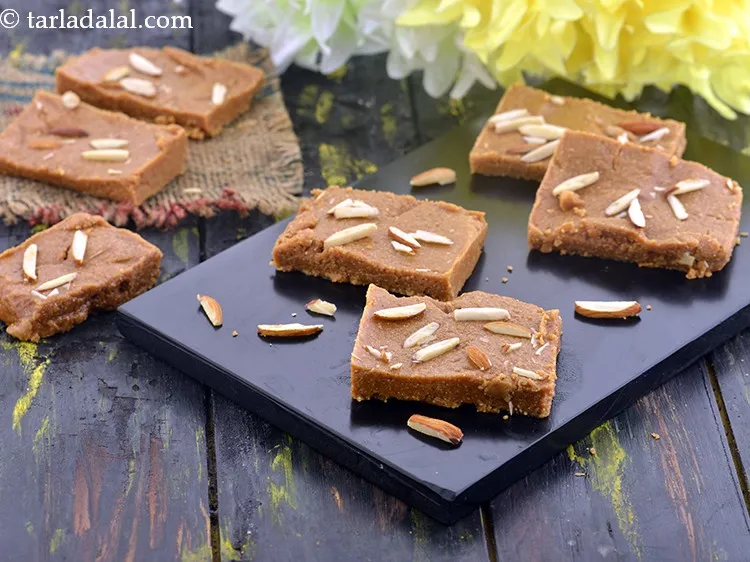 Step 15 – Serve&nbsp;<strong>besan barfi | besan barfi with ghee | quick Indian besan barfi sweet |&nbsp;</strong>or store …