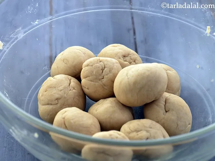 Step 10 – Shape each portion into a round ball.