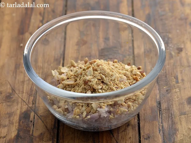 Step 3 – Add roasted and coarsely crushed unsalted peanuts.