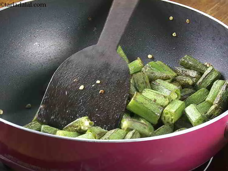 Step 13 – Saut&eacute; on a medium flame for 7 to 8 minutes or until it shrinks and …