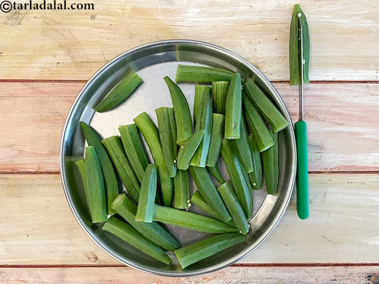 स्टेप 6 – लंबाई में सावधानी से काट लें, ताकि खंड अलग न …