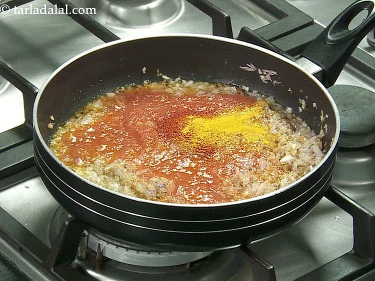 Step 18 – Add 1/4 tsp&nbsp;<a href="https://www.tarladalal.com/glossary-turmeric-powder-haldi-645i">turmeric powder (haldi)</a>.