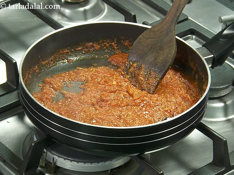 Step 21 – Cook on a medium flame for 4 minutes while stirring occasionally.