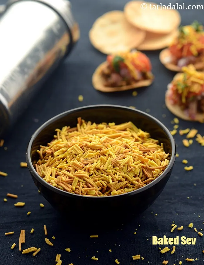 Step 3 – <meta charset="UTF-8" /><a href="https://www.tarladalal.com/baked-sev-32978r"><strong>baked sev</strong></a>&nbsp;is the answer to make Indian chaats healthier. Use&nbsp;baked sev&nbsp;as topping …