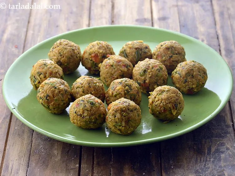 Step 31 – Bring all the sides together to seal it and roll again to form a ball.