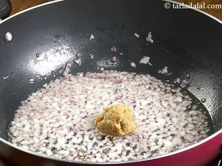 Step 4 – Add ginger-garlic paste.