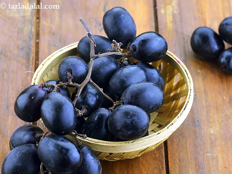 Step 6 – Green grapes can be substituted with black grapes when in season. These have more anthocyanins …