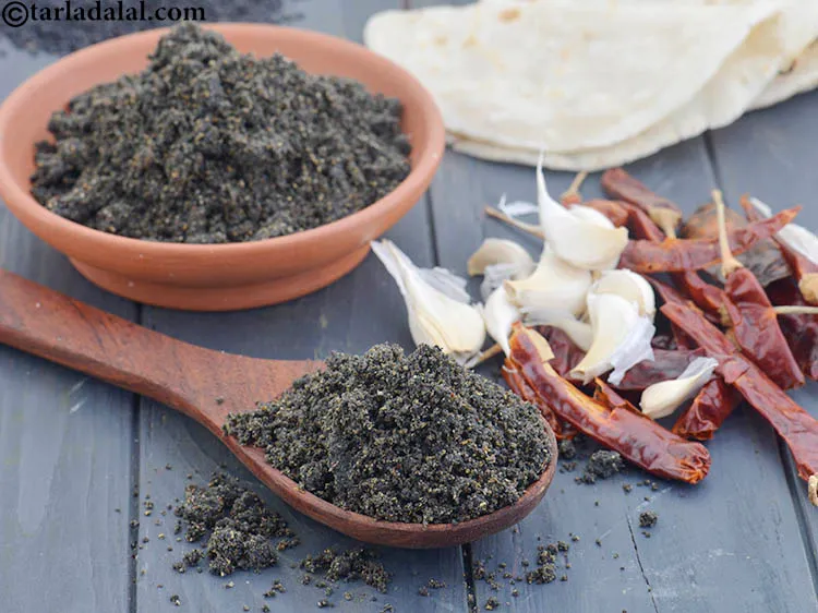 Step 20 – Serve <strong>Black Sesame Seed Chutney | tiklut chutney | Maharashtrian dry chutney |&nbsp;</strong>&nbsp;immediately and have …