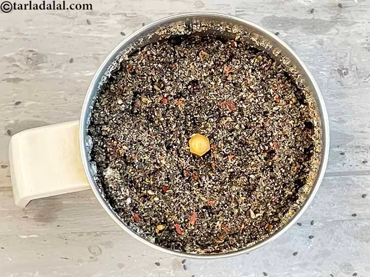 Step 18 – Pulse the chutney&nbsp;without any water for 10 to 20 seconds.&nbsp;