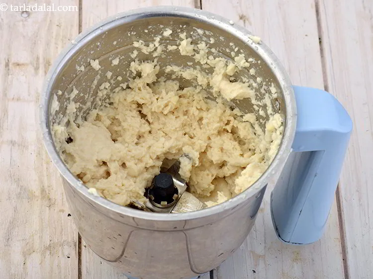 Step 8 – <p>Blend in a mixer till you get a smooth, thick and fluffy mixture.</p>