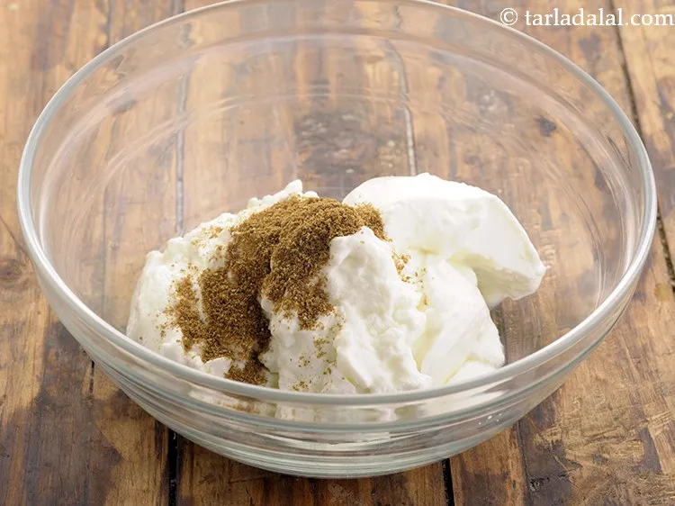 Step 3 – Add cumin seed powder, which would help enhance the flavor of our <strong>Boondi pomegranate raita</strong>.&nbsp;