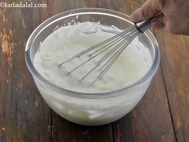 स्टेप 14 – एक व्हिस्क या एक चम्मच का उपयोग करके अच्छी तरह …