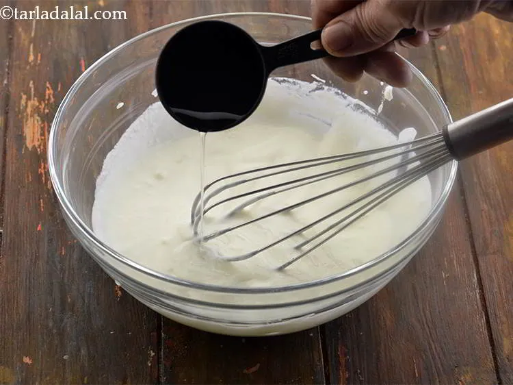 स्टेप 34 – दही को पतला बनाने और सही स्थिरता प्राप्त करने के …