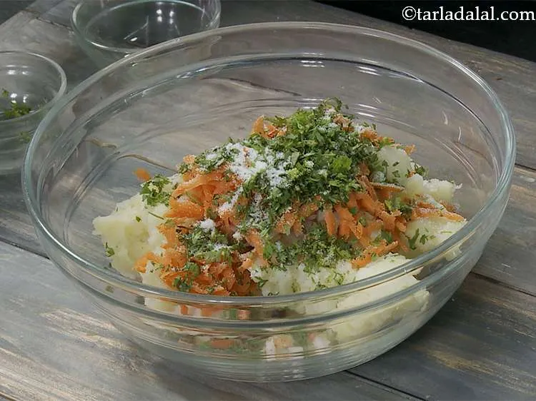 Step 9 – Finally, add coriander and salt.