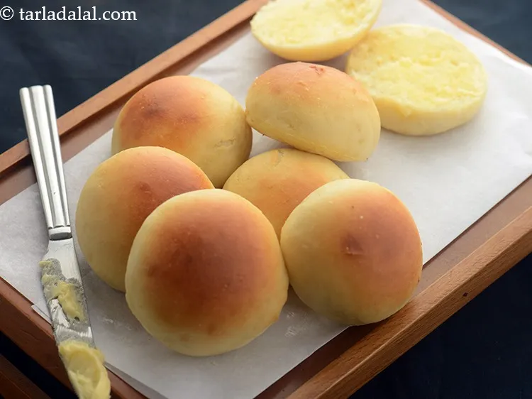 Step 23 – You can enjoy these <strong>soft bread rolls</strong> with pasta or soup to make a complete …