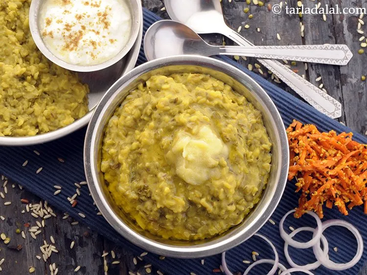 Step 21 – Serve&nbsp;<strong>brown rice khichdi&nbsp;</strong>immediately.