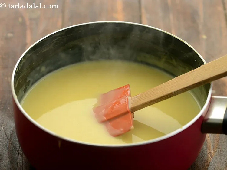 स्टेप 9 – आंच से उतार लें और पूरी तरह से ठंडा होने …