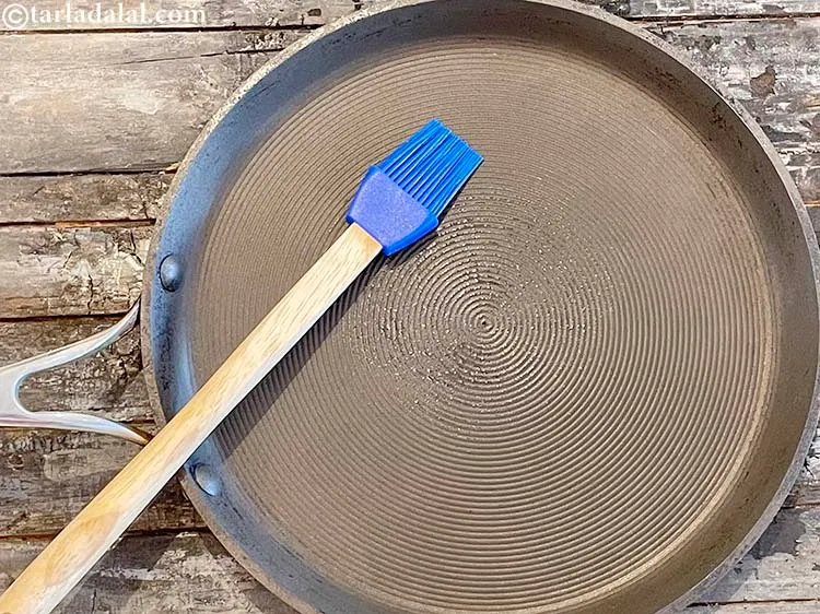 स्टेप 23 – <strong>कुट्टू के पैनकेक</strong> बनाने के लिए | <strong>बकव्हीट पैनकेक | …