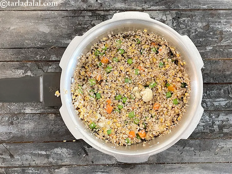 Step 27 – Saut&eacute; on a medium flame for 2 to 3 minutes.