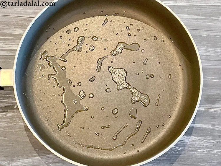 Step 3 – Cook till the seeds crackle.