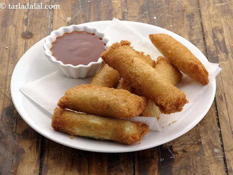 Step 26 – Serve&nbsp;<strong>cabbage and paneer rolls | veg&nbsp;cabbage and paneer rolls |&nbsp;cabbage paneer rolls party starters |</strong>&nbsp;immediately …