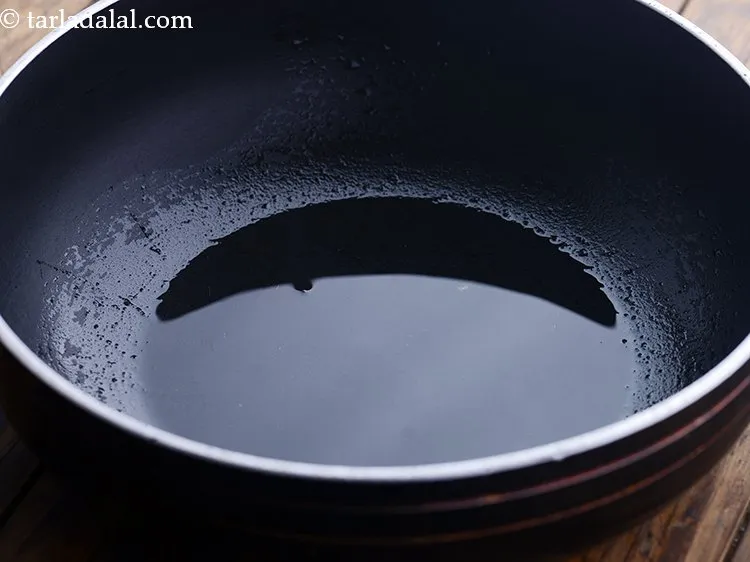 स्टेप 1 – जल्दी और आसानी से तैयार होने वाले <strong>गोभी फूगथ</strong> बनाने …