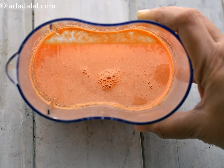 Step 21 – This is how the&nbsp;<strong>Carrot and Muskmelon Juice for Babies will look like</strong>. Ensure that no …