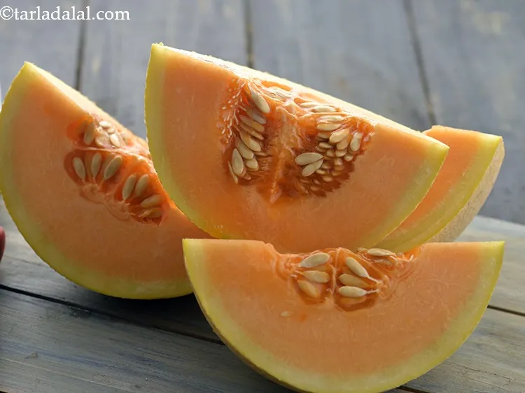 Step 16 – Cut the muskmelon into 4 pieces using a sterilized sharp knife.&nbsp;
