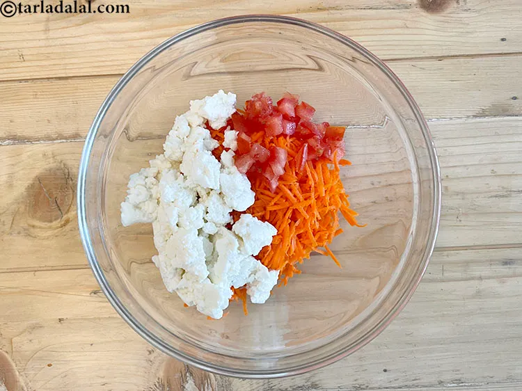 Step 5 – Add&nbsp;<meta charset="UTF-8" />1 tbsp&nbsp;finely&nbsp;<a href="glossary-chopped-tomatoes-779i">chopped tomatoes</a>.