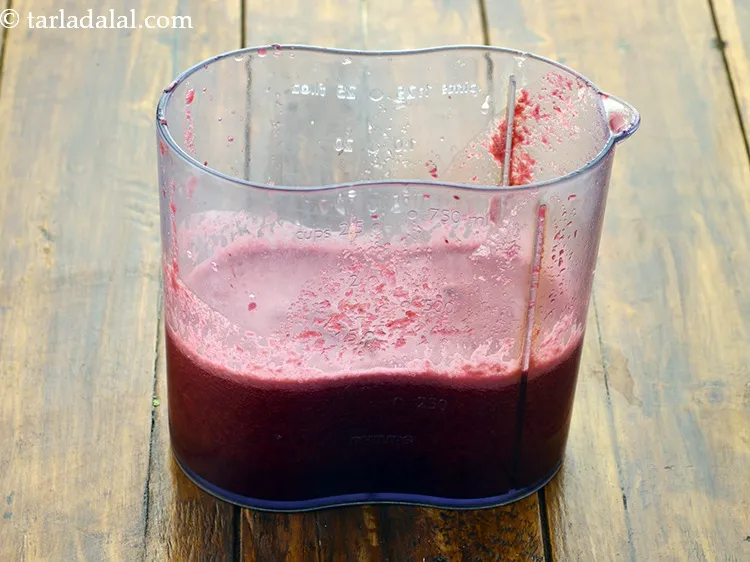 Step 26 – Collect the juice in a bowl or a jar.&nbsp;