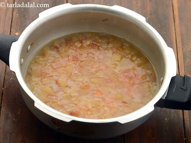 Step 16 – This is how the mixture for <strong>Indian</strong> <strong>onion carrot soup </strong>looks like after pressure cooking. …