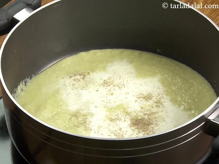 Step 17 – Add salt and pepper to season creamy celery soup. You can even flavor the soup …