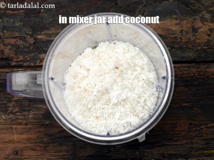 Step 6 – To make sambol chutney for <strong>Ceylonese curry with rice noodles recipe</strong> | <strong>Ceylon rice noodles …