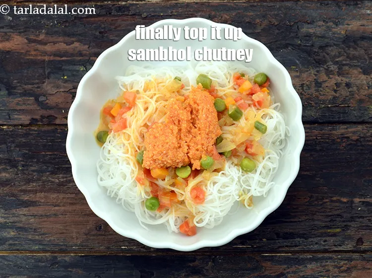 Step 37 – Finally top it up with little sambhol chutney.&nbsp;