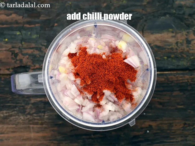 Step 8 – Add&nbsp;1 tsp&nbsp;<a href="https://www.tarladalal.com/glossary-chilli-powder-red-chilli-powder-339i">chilli powder</a>.&nbsp;