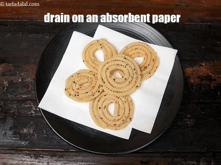 Step 16 – Drain on an absorbent paper.