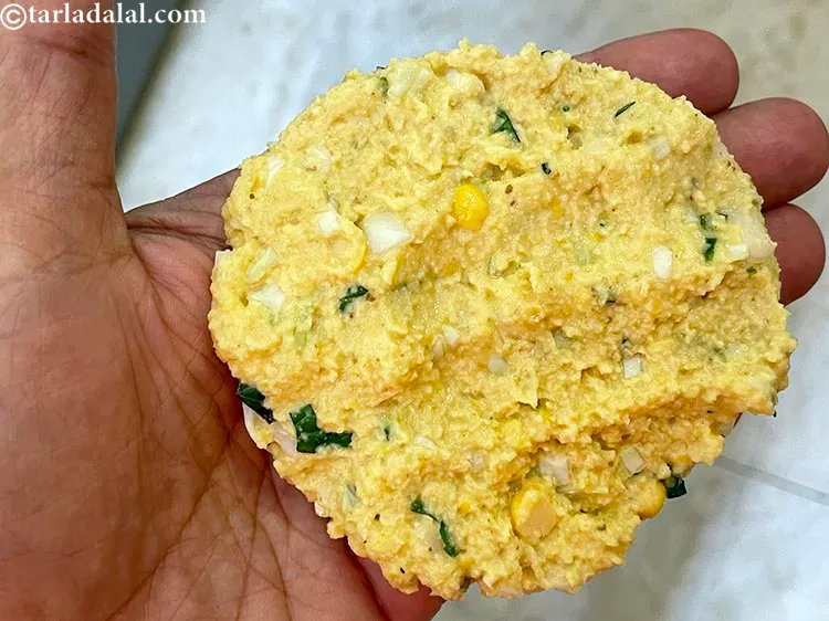 स्टेप 19 – मिश्रण के एक भाग से ६३ मिमी (२ १/२&quot;) व्यास …