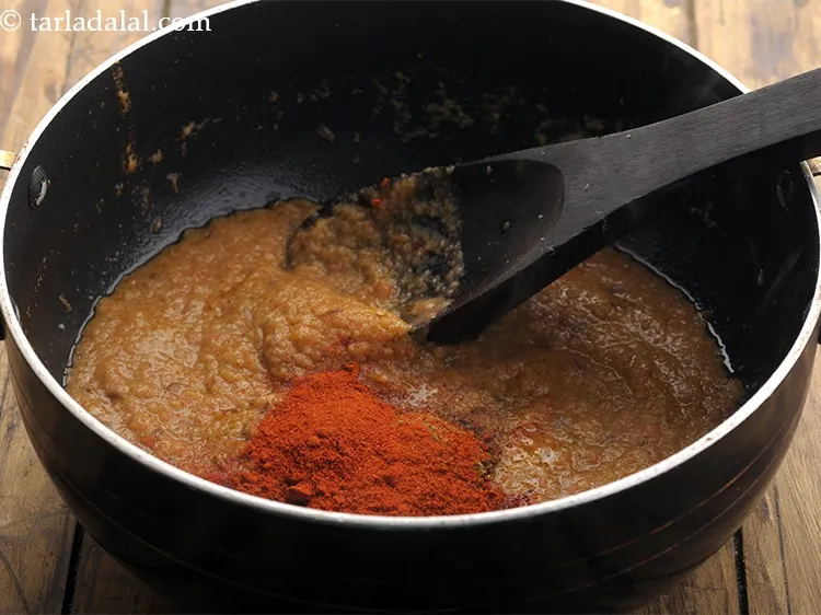 Step 20 – Add chilli powder.