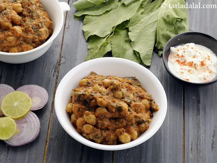 Step 28 – Serve&nbsp;<strong>chana palak recipe | chole palak | palak chole | chickpeas with spinach | spinach …