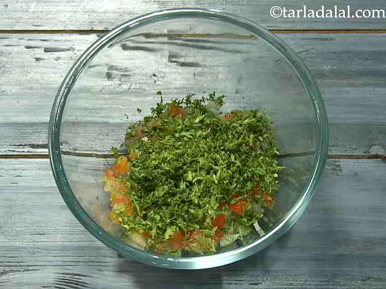 Step 7 – Then add finely chopped coriander.