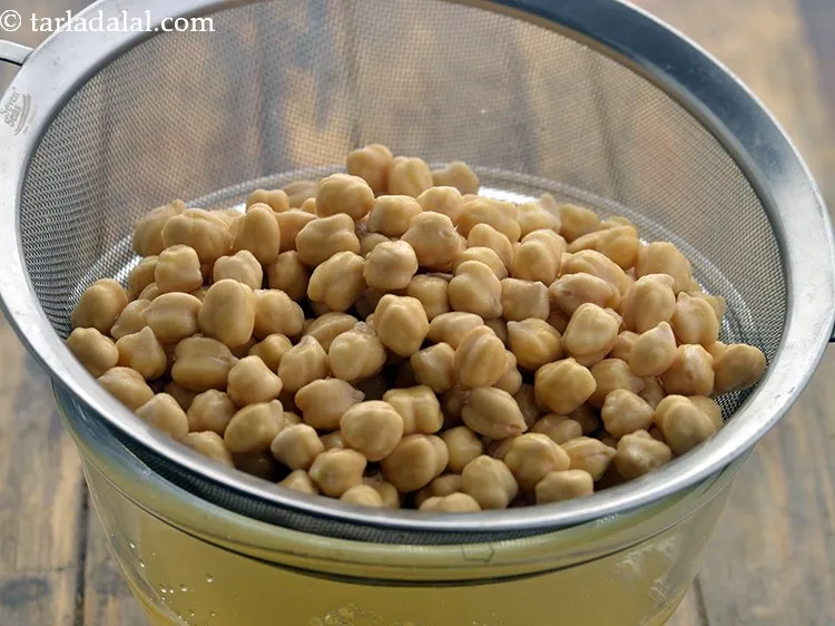 Step 3 – In the morning, drain well using a strainer.