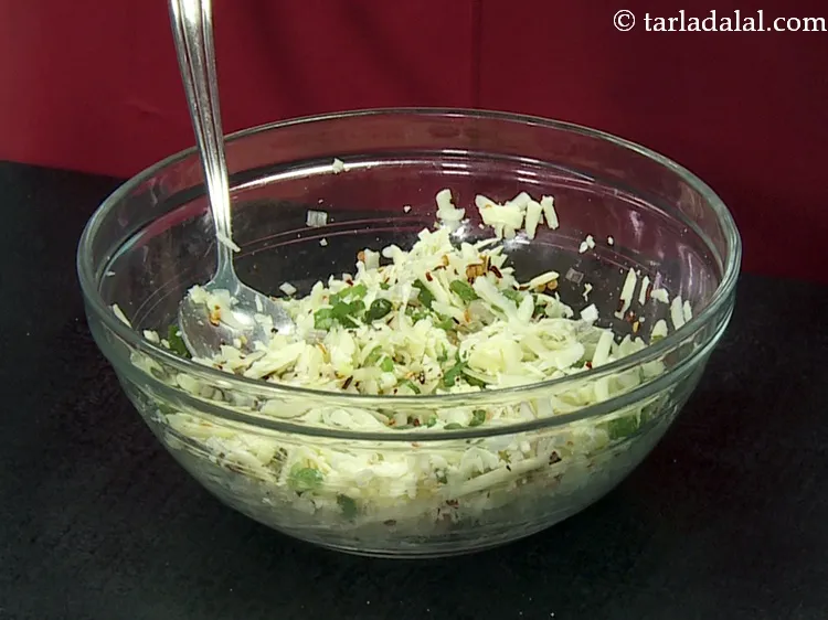 Step 31 – Divide the stuffing into 8 equal portions and keep aside.&nbsp;