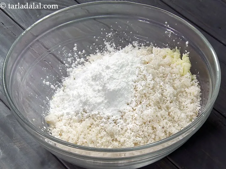 Step 3 – Add cornflour.