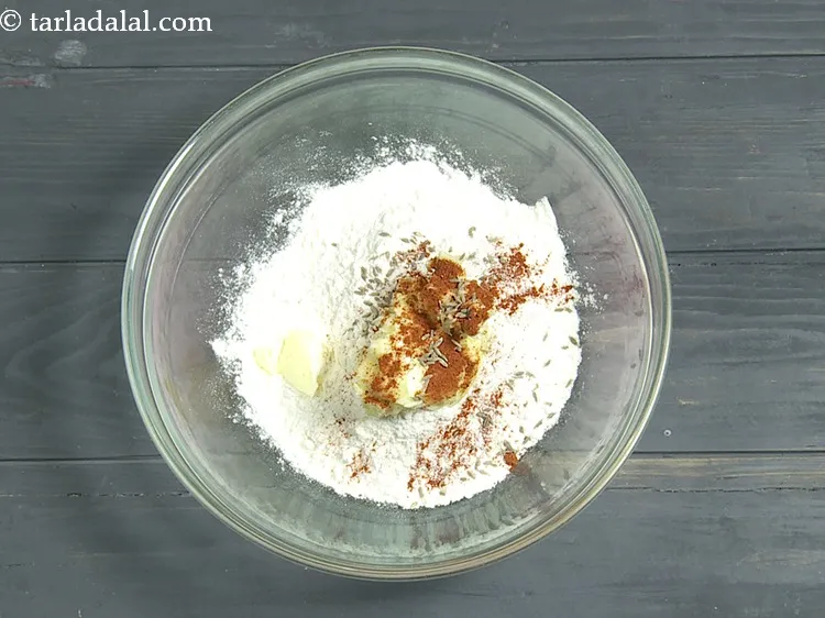 Step 16 – Add 1/4 tsp&nbsp;<a href="https://www.tarladalal.com/glossary-cumin-seeds-jeera-zeera-381i">cumin seeds (jeera)</a>.