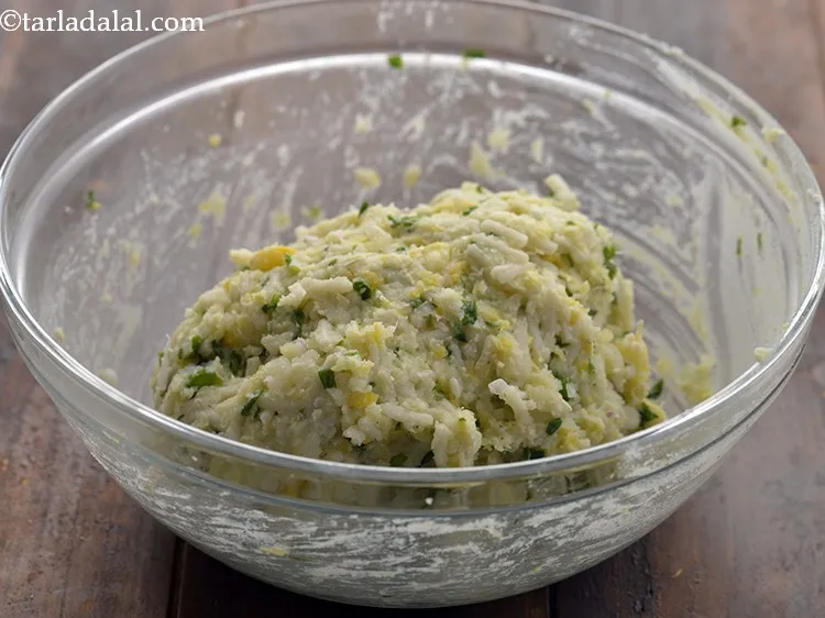 Step 18 – Combine all the ingredients and mix well to form the cheesy noodle cutlet mixture.