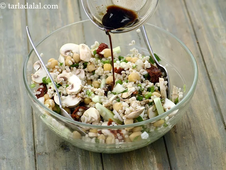 Step 35 – Add the balsamic vinegar dressing.&nbsp;