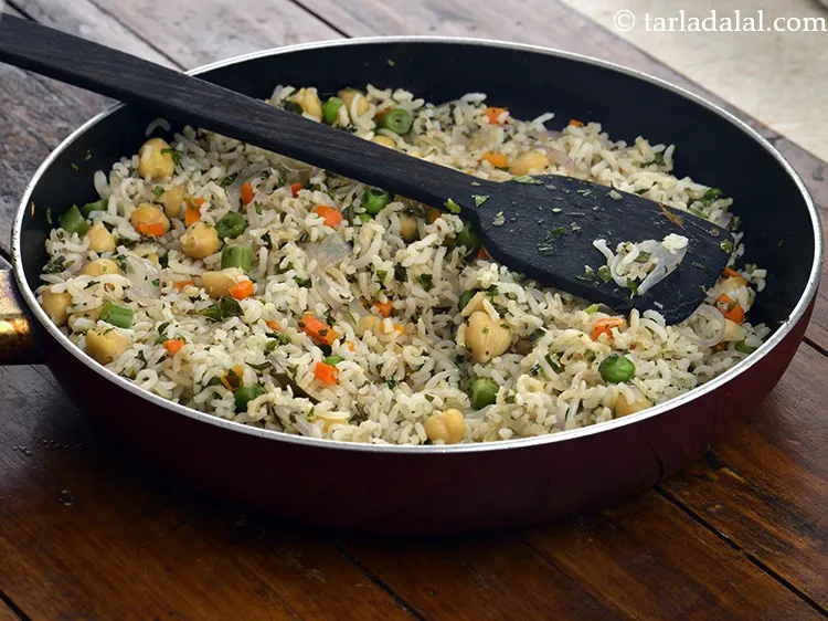 Step 50 – Mix well and cook on a medium flame for another minute.<br /> &nbsp;