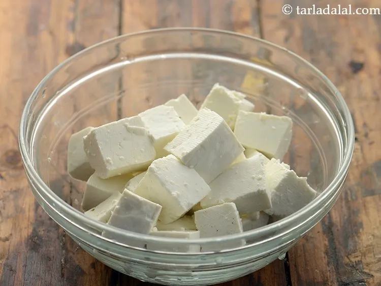 स्टेप 1 – <strong>चिली पनीर</strong> बनाने के लिए | <strong>चिल्ली पनीर रेस्टोरेंट स्टाइल</strong> …